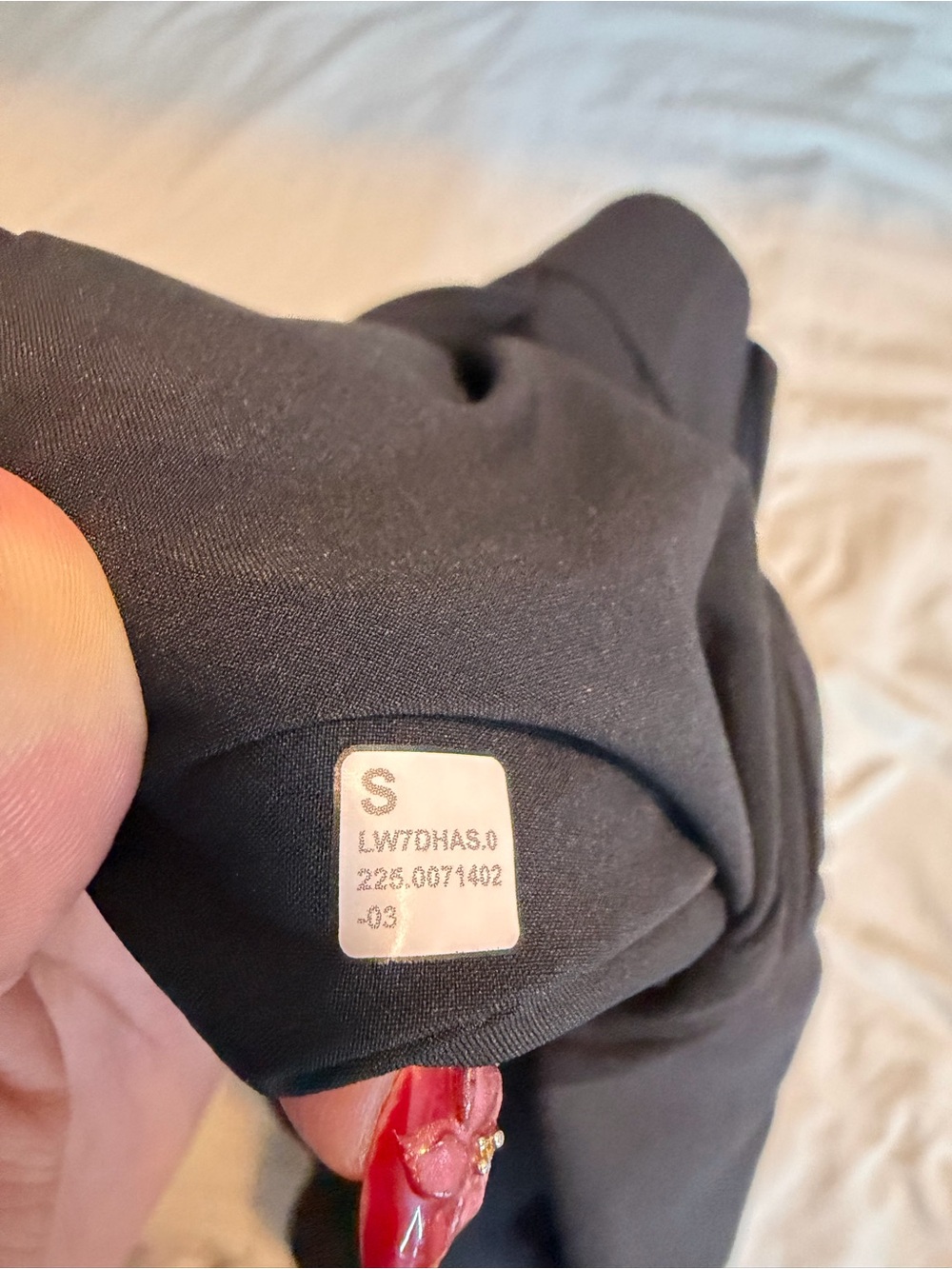 Lululemon Daydrift Pleated High-Rise Short 7" - Picture 6 of 9